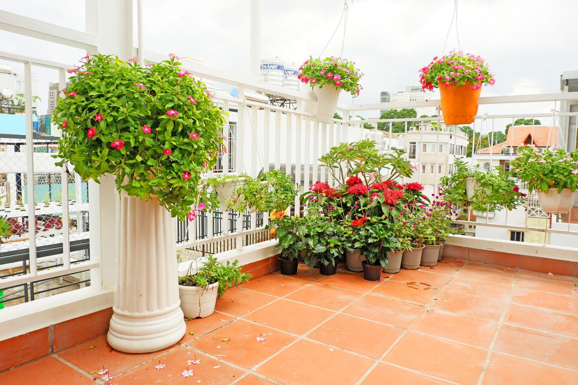 דירות הו צ'י מין סיטי Saigon Corner House מראה חיצוני תמונה